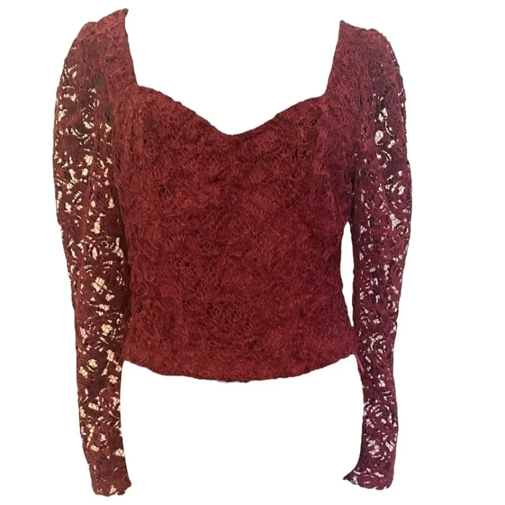 Stunning Nwt Anthro Embroidered Lace Top